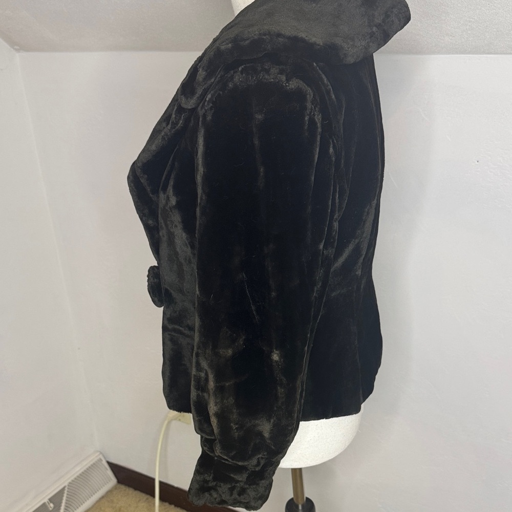 Elegant Vintage Black Faux Fur Short Stylish Jacket Big Button - Picture 6 of 11